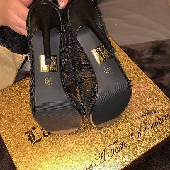 Heels - Picture 3 of 3